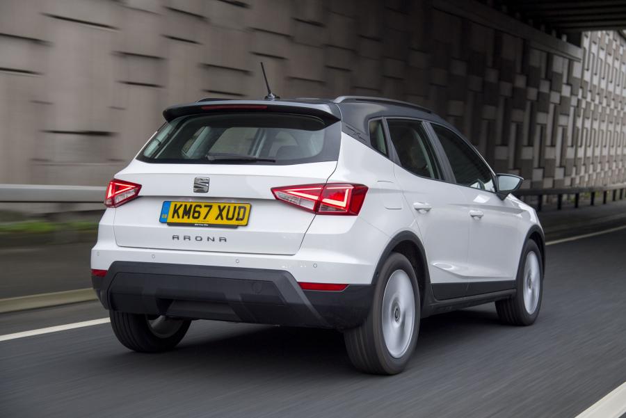  Seat Arona 2017 года  (UK) (фото 12 из 40)